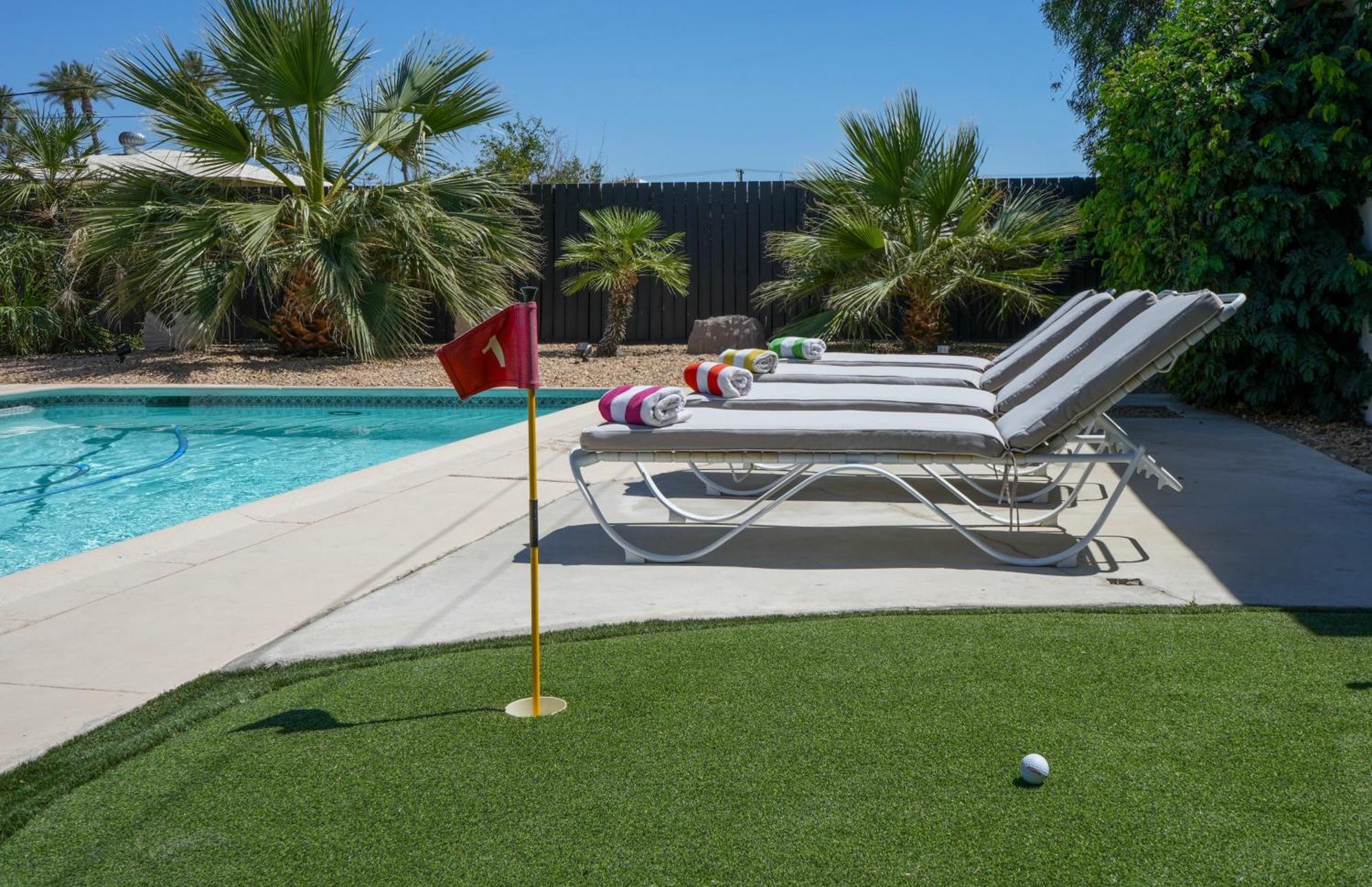 The Pink Cactus - Desert Retreat - Luxe Pool, Golf & Game Room Indio Exterior photo